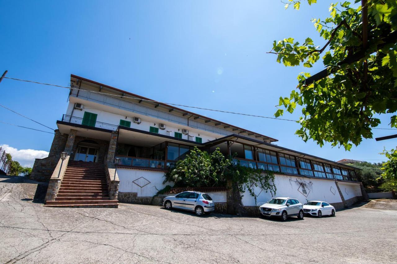 Madonna Della Scala Castellabate Exterior foto